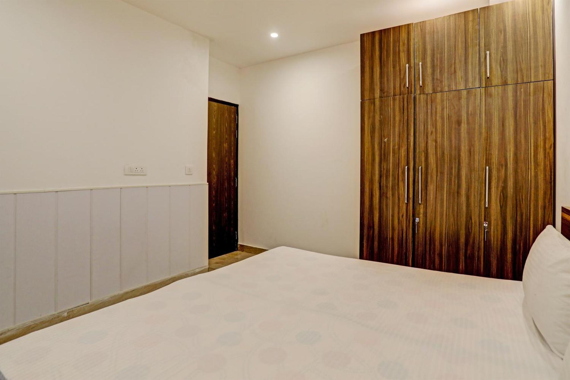Oyo Home Green View Appartments Beas Ngoại thất bức ảnh